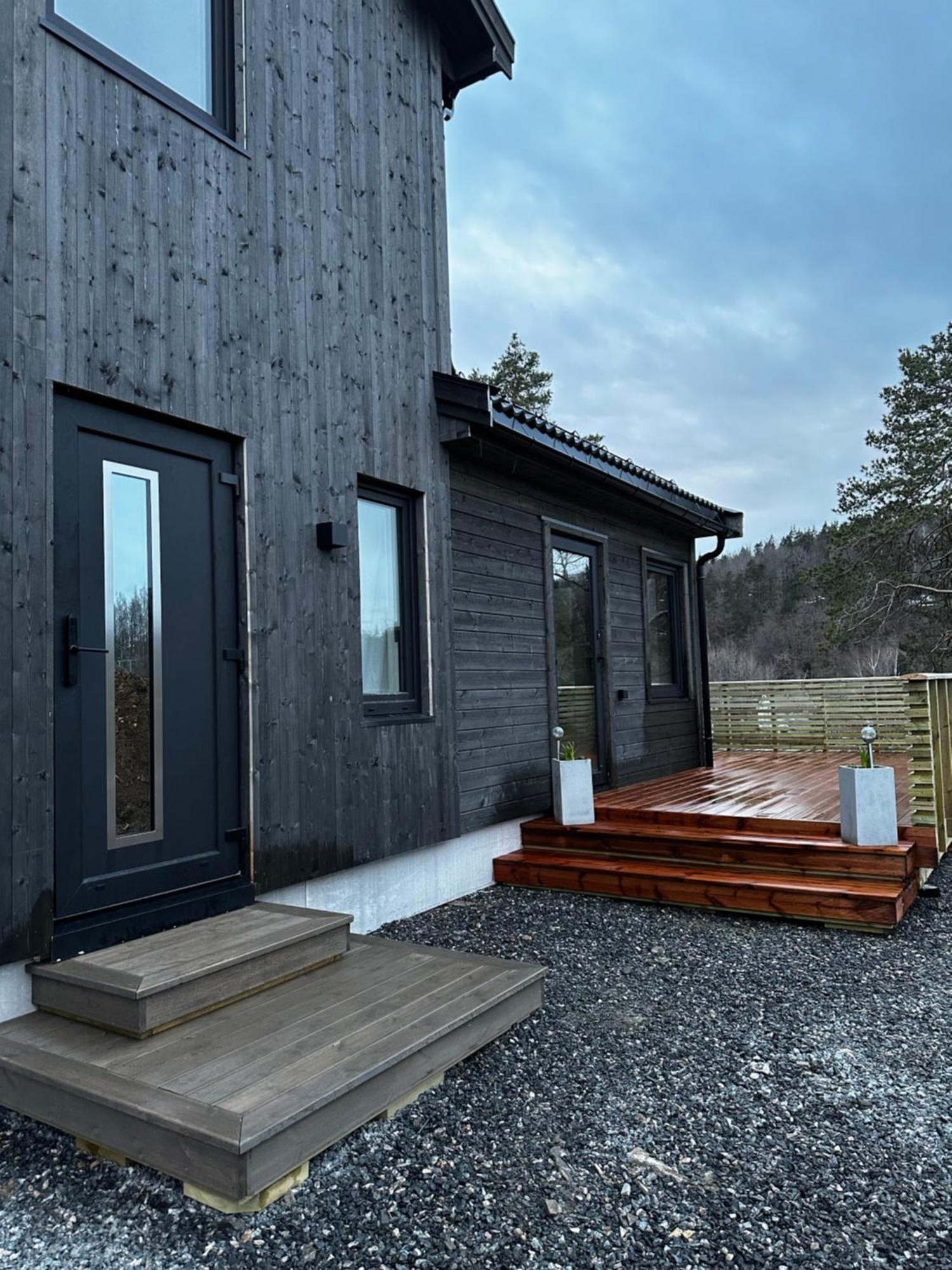 Familievennlig Apartment Tvedestrand Esterno foto